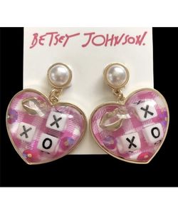 Betsey Johnson Cute 🥰 Xoxo Heart Earrings 