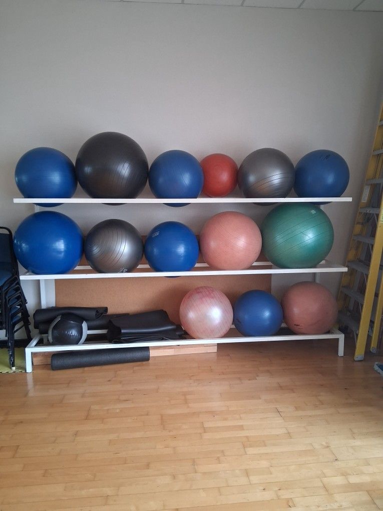 Stability/ Physio Steel Ball Rack With 14 Exercise Balls Included