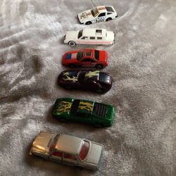 Matchbox And Hot Wheels Cars Includes Case