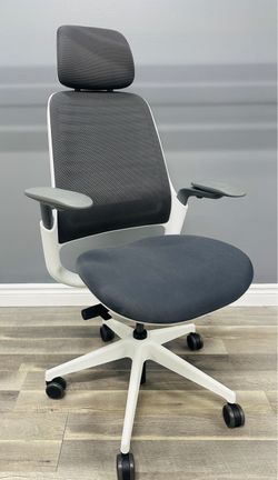 Steelcase Series 1 Ergonomic Chair