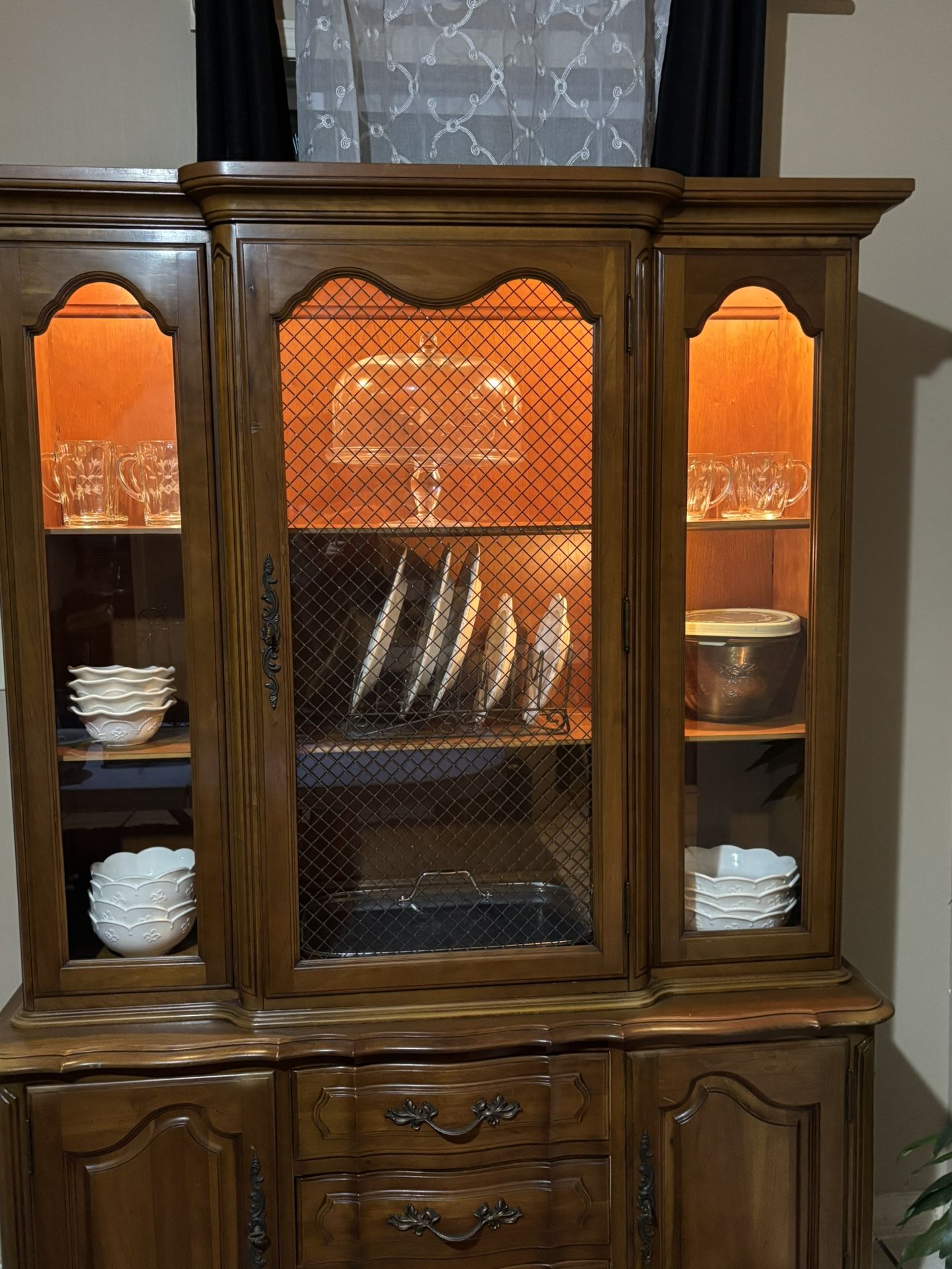 Thomasville Lighted China Cabinet