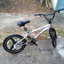 Razor Bmx Bike Ready To Ride 