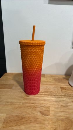 Studded Ombre Tumbler with Lid and Straw