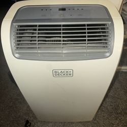 AC UNIT $30 Great Condition Just Need Hose 