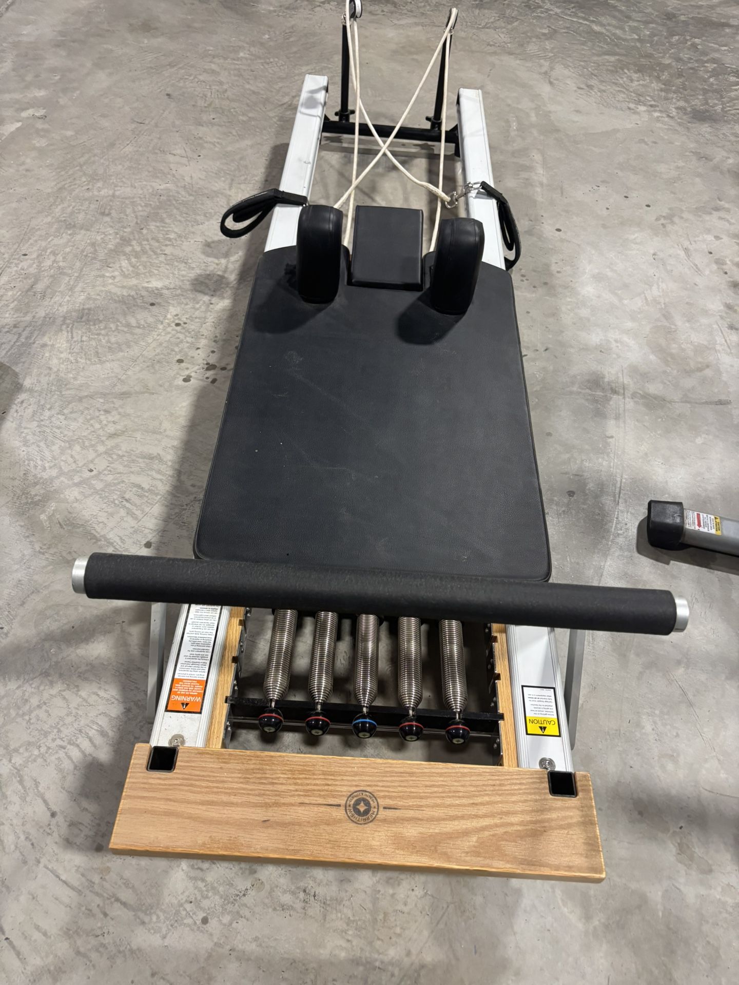 merrithew Pilates Reformer