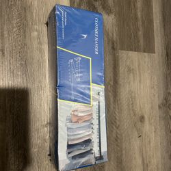 Wall Mount Clothes Hanger