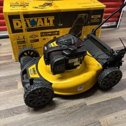 Dewalt 21in 150cc Gas Self Propelled Lawn Mower! Brand New!