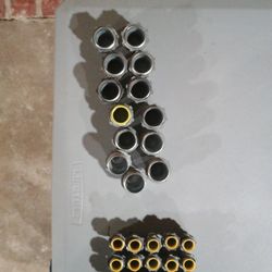 1 Inch And 1/2 Inch Flex Connectors