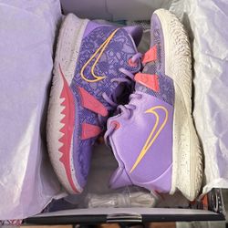 Nike Kyrie 7 ‘Daughters’