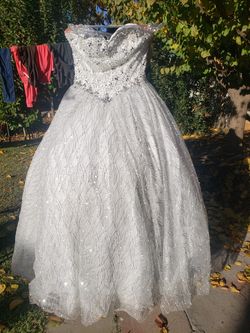 Quinceñera dress