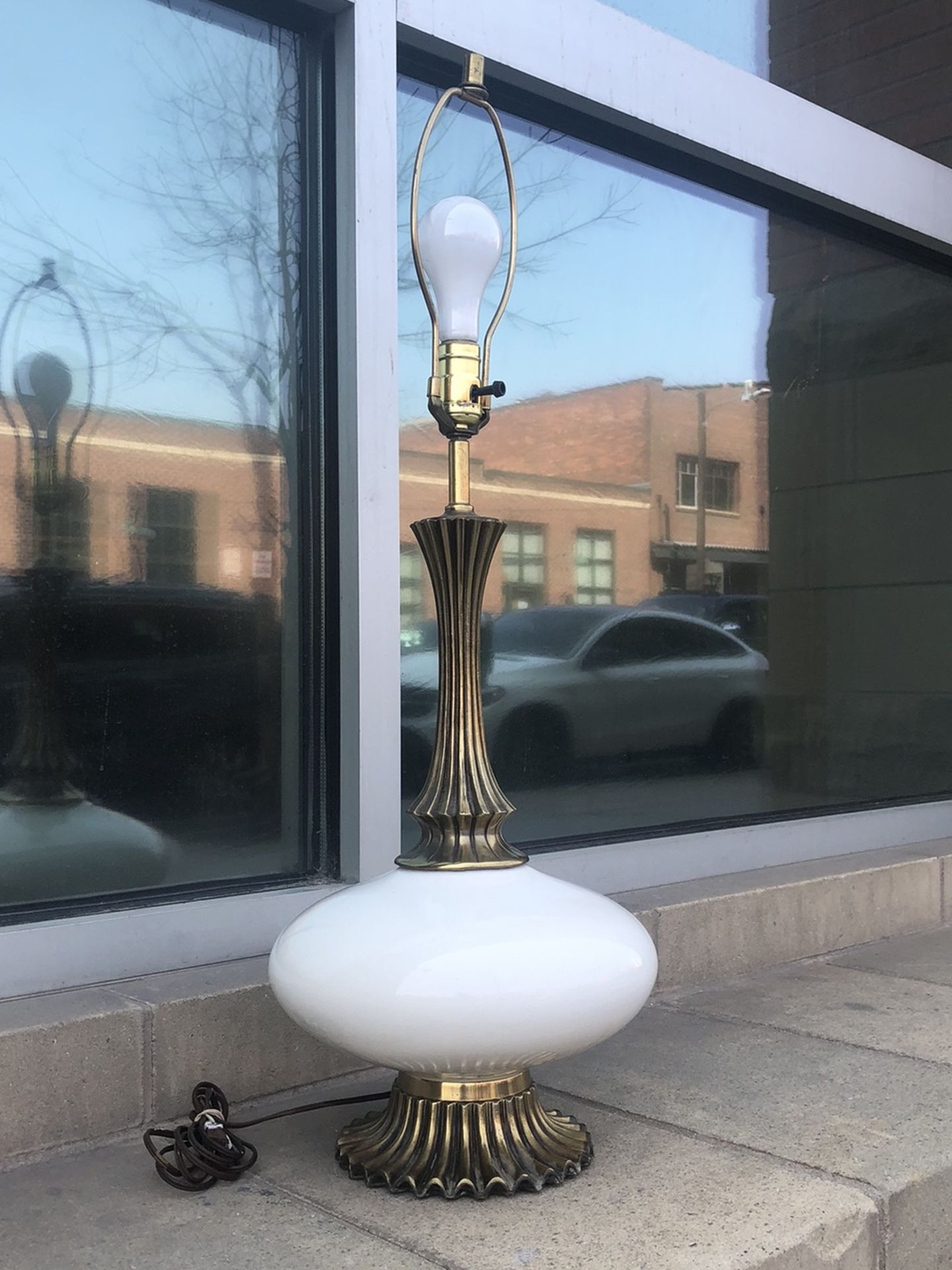 Vintage Bulbous Ceramic/Metal Lamp