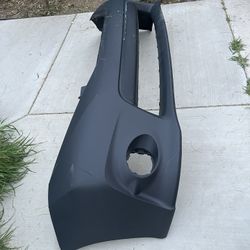 Toyota Sienna se 2011 and 2012 and 2013 and  2014 and 2015 and 2016 and 2017 Front Bumper 