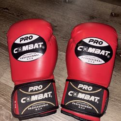 Boxing Gloves Read Description 