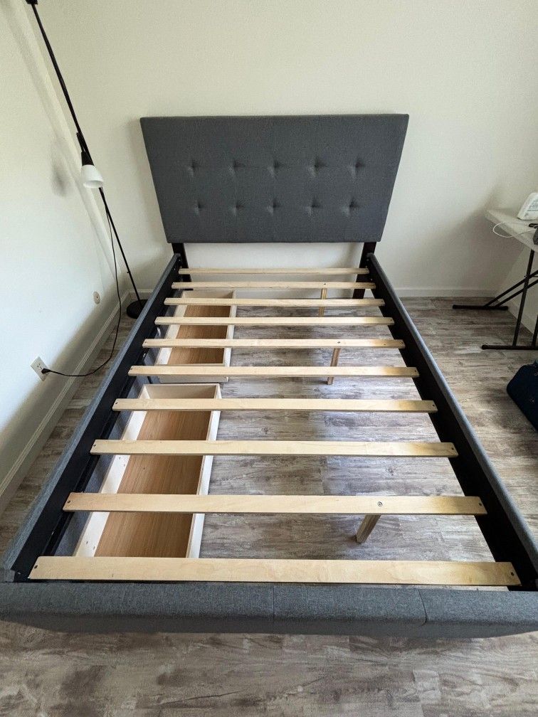 Wayfair Full Size Bed Great Condition |Two Drawers