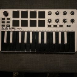 AKAI MPK mini Keyboard