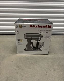 KitchenAid Deluxe Series 4.5 Quart Tilt-Head Stand Mixer with Stainless Bowl- Silver - KSM97CU