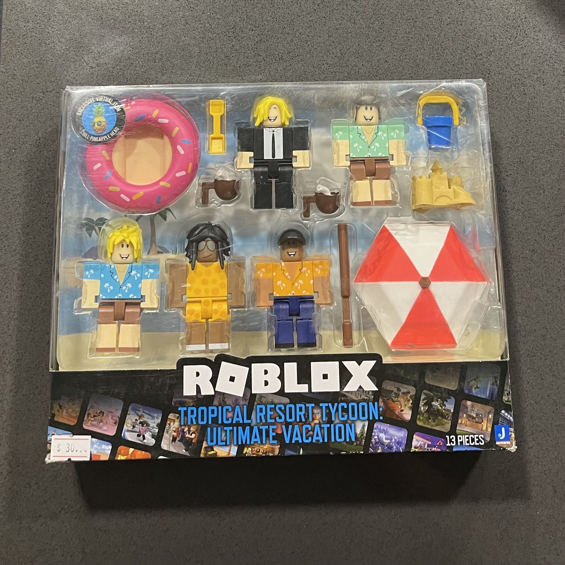 Roblox Action - Tropical Resort Tycoon: Ultimate Vacation Figure Playset