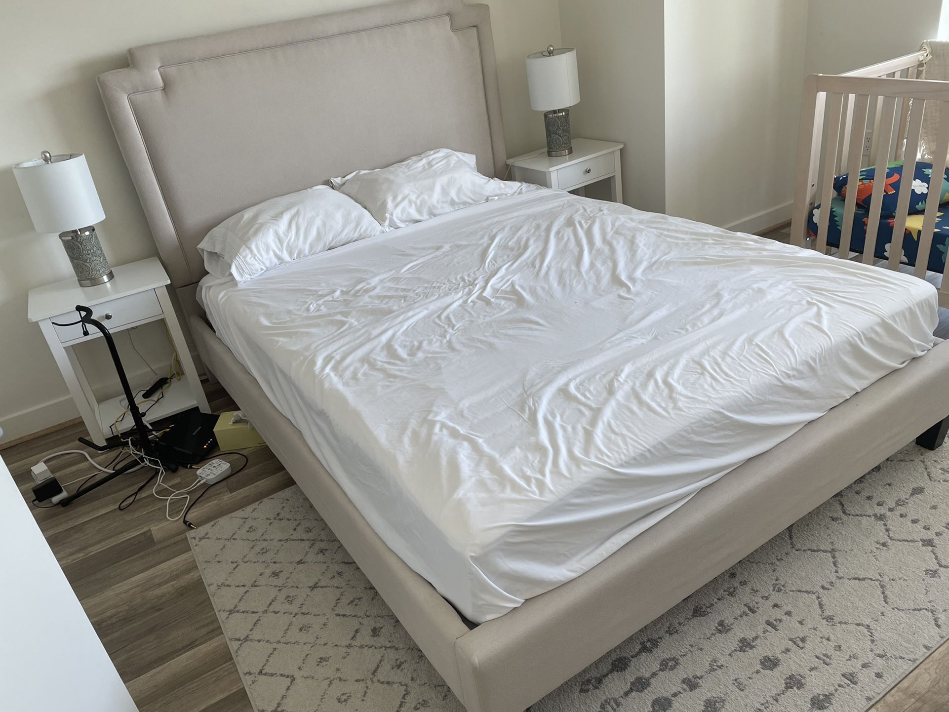 Queen Bed In Perfect Condition