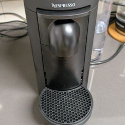 Nespresso Vurtuo Plus Deluxe PLUS a ton of pods