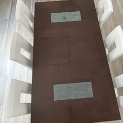 Solid wood dining table + 6 