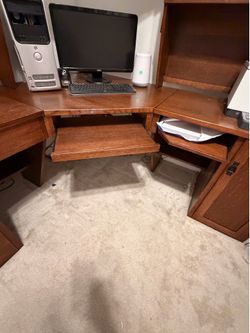 Wood office desk