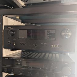 Denon AVR-591 AV Surround Receiver + Remote