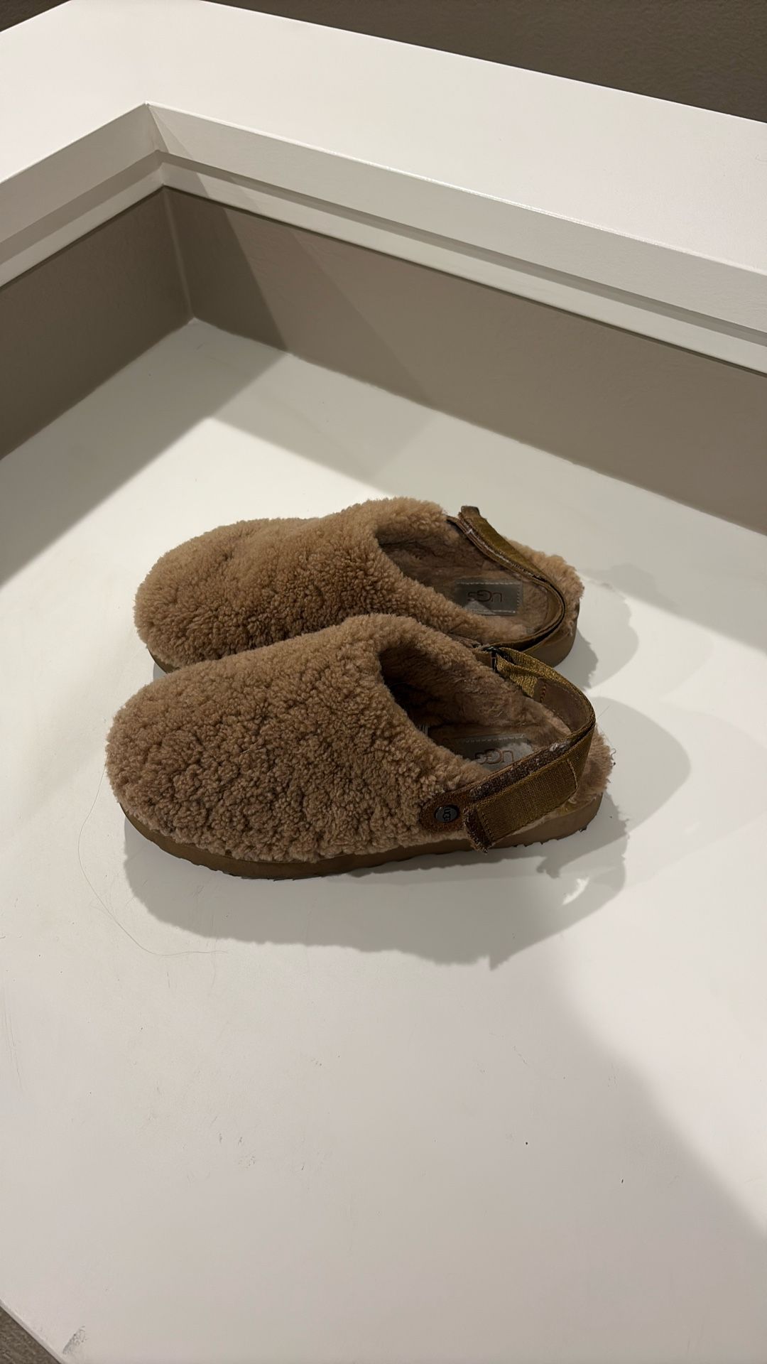 Ugg Slippers 