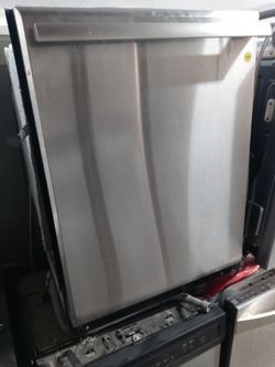 Thermador stainless steel dishwasher with stainless tub - Free delivery