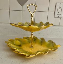 Mid-Century Modern (MCM) serving ware