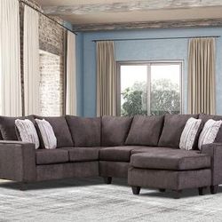 Brand New Sectional Sofa Couch!! 