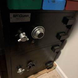 Dual Door Safe With Drop Box