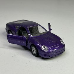 Maisto Aston Martin DB7 Coupe Purple Diecast Model W/ Opening Doors, 1/40 Scale