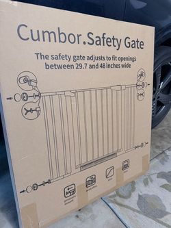 Safety Gate 29.7–48 Inch