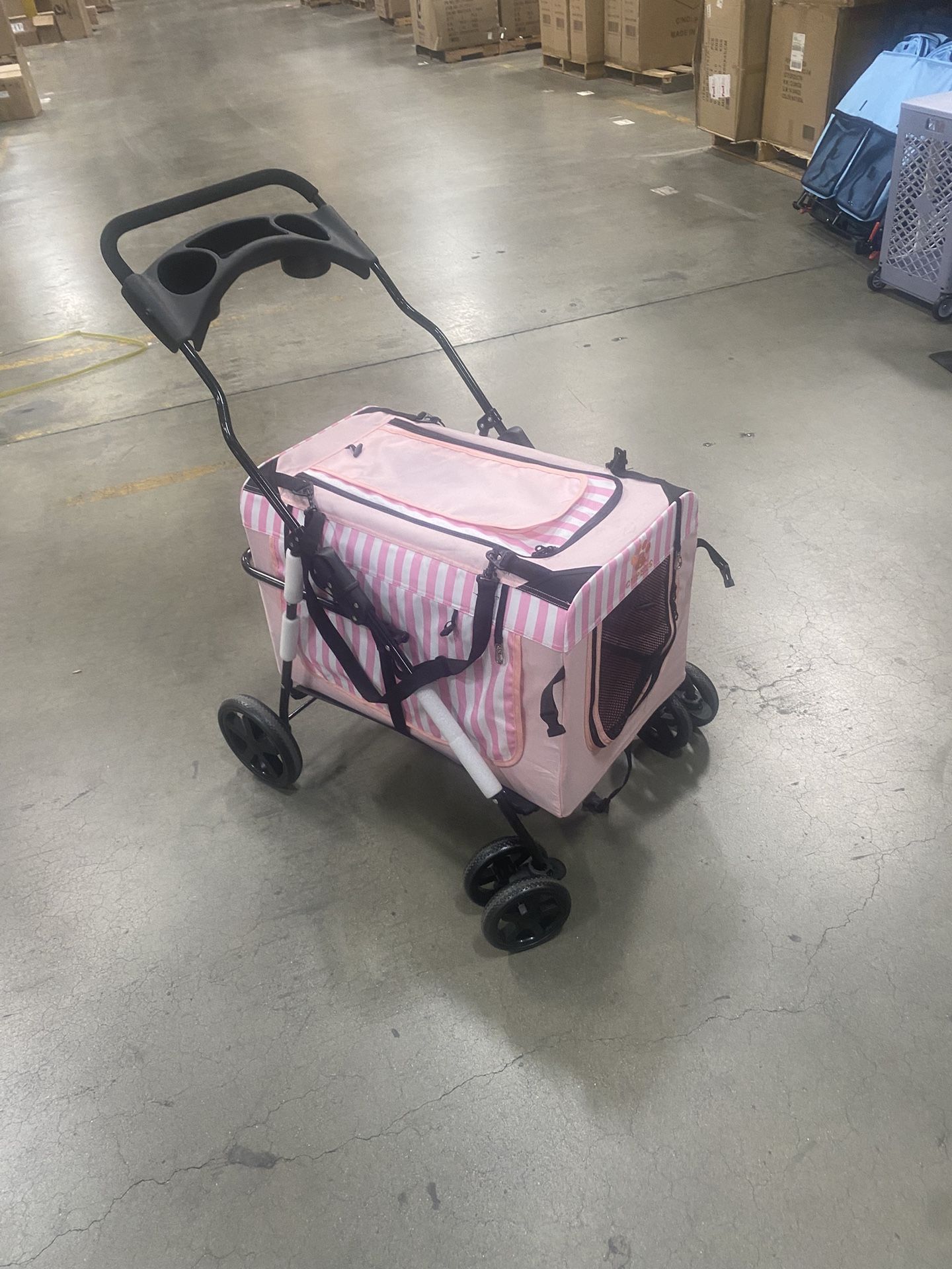 Luxury dog stroller with cupholder for $100