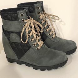 Women’s Sorel Wedge boots size 8.5 