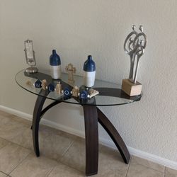 Entry Receiving Table