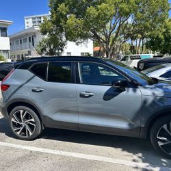 2021 Volvo Xc40