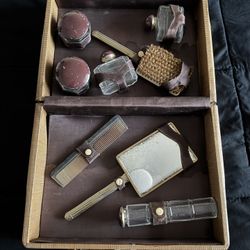 Antique Grooming Kit