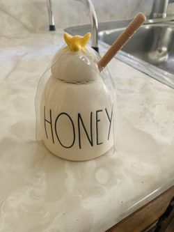 Rae Dunn Honey Pot