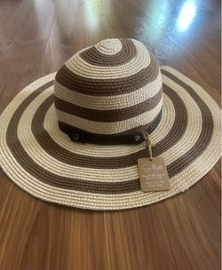 New women’s roll up sun hat