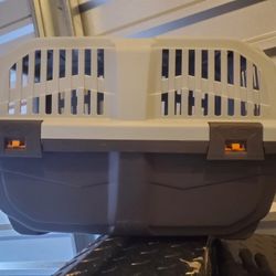 Medium Large Pet Carrier 