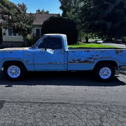 1972 Dodge D200