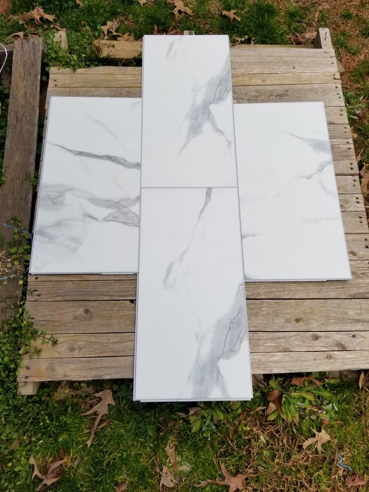 Luxury Vinyl Click Together Flooring with Padding