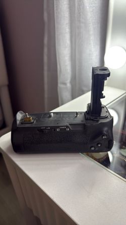 Canon BG-E22 Battery Grip