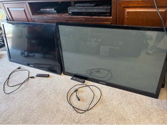 Samsung 40 in and Samsung 43 in LED TVs with remotes,wall hangers ,chords