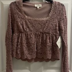 Brand New Mauve Lace Tops Sizes M & L Juniors $5.00 Each 