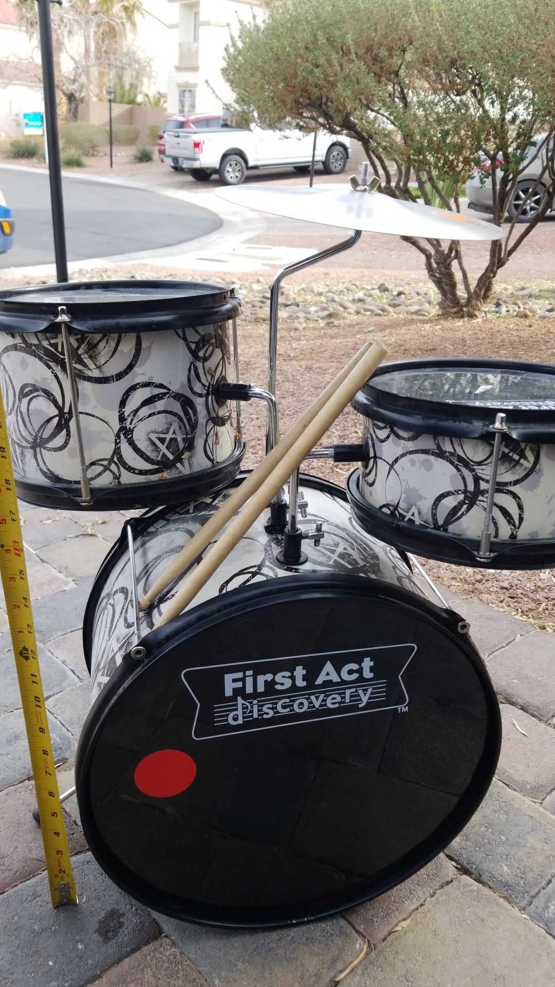 Kid's drum set