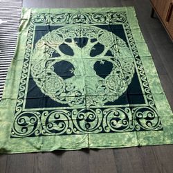 Celtic Knot Tapestry 