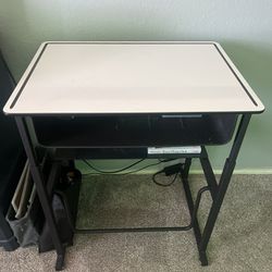 Adjustable Safeco School/office Desk