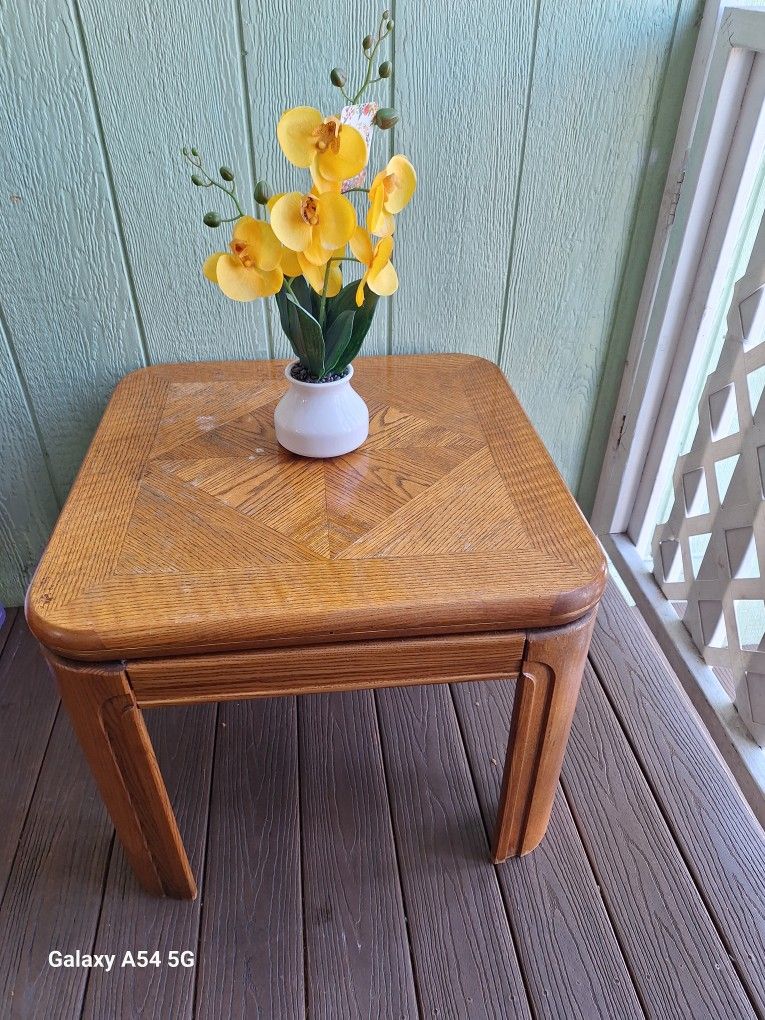 Real Wood Center Table (Please Check All My List)